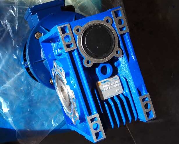 絲束水洗機(jī)減速機(jī)，NMRV050-15-0.12KW,NMRV050減速器
